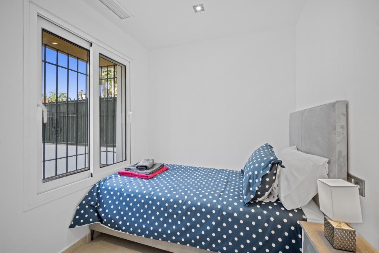 Casa Adriana Villa Marbella Exterior photo